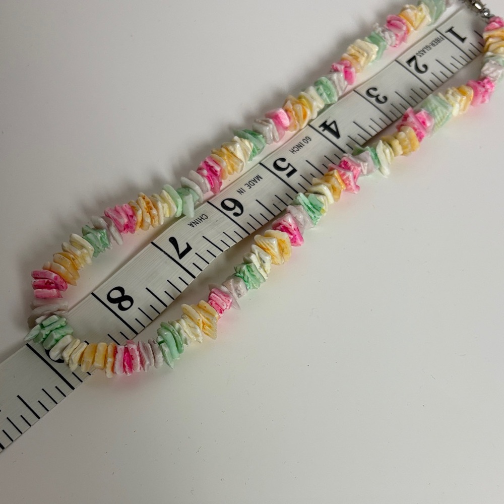 Multicolor Shell Necklace - Picture 6 of 11